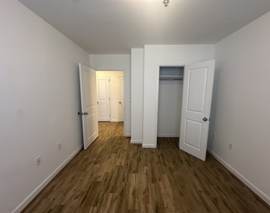 31-72 31st Street - Photo Thumbnail 7