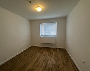 31-72 31st Street - Photo Thumbnail 6