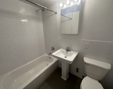 31-72 31st Street - Photo Thumbnail 9