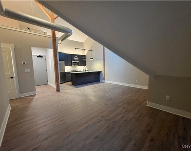 100 Buckley Road - Photo Thumbnail 47