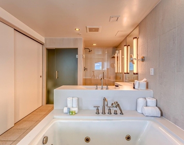 3101 Bayshore Drive - Photo Thumbnail 10