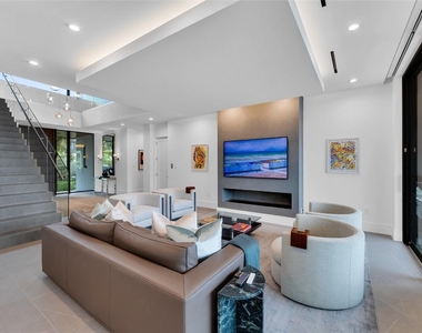 1730 Se 13th Street - Photo Thumbnail 76