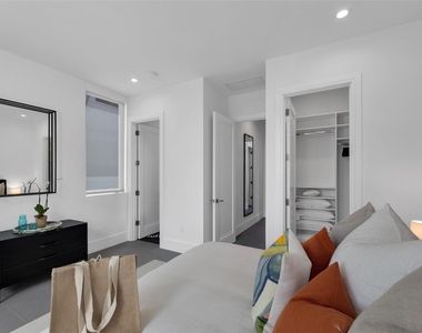 1730 Se 13th Street - Photo Thumbnail 18