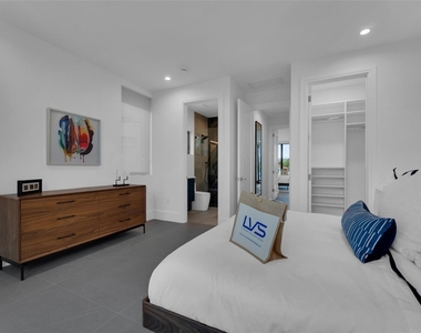 1730 Se 13th Street - Photo Thumbnail 57
