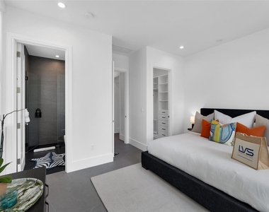 1730 Se 13th Street - Photo Thumbnail 17