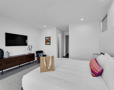 1730 Se 13th Street - Photo Thumbnail 52