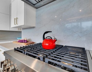 1730 Se 13th Street - Photo Thumbnail 86