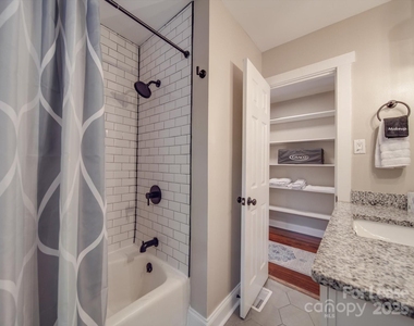 1510 Lynhurst Drive - Photo Thumbnail 12