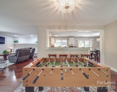 1510 Lynhurst Drive - Photo Thumbnail 2