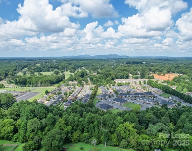 1510 Lynhurst Drive - Photo Thumbnail 25