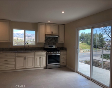 9019 Farralone Avenue - Photo Thumbnail 7