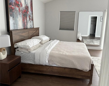 22237 Buena Ventura Street - Photo Thumbnail 2
