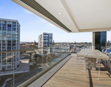 1750 Avenida Del Mundo - Photo Thumbnail 7