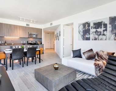 3635 Ne 1st Avenue - Photo Thumbnail 14