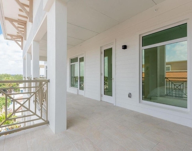 41 Sw Seminole Street - Photo Thumbnail 13