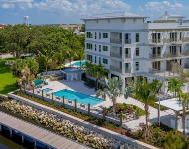 41 Sw Seminole Street - Photo Thumbnail 39