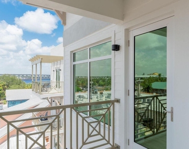 41 Sw Seminole Street - Photo Thumbnail 14