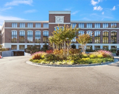 10 Shore Road - Photo Thumbnail 38