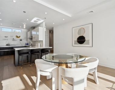 10 Shore Road - Photo Thumbnail 10