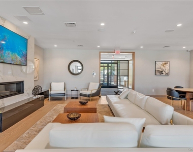 10 Shore Road - Photo Thumbnail 24