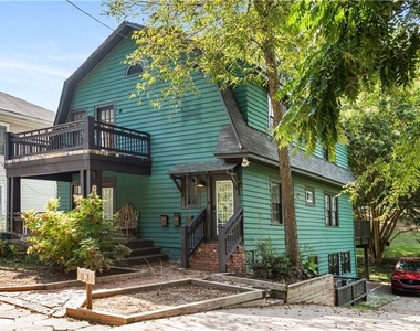 1031 Austin Avenue Ne - Photo Thumbnail 52