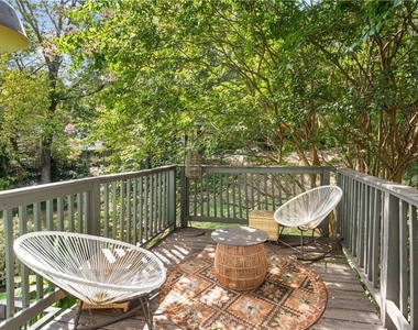 1031 Austin Avenue Ne - Photo Thumbnail 45
