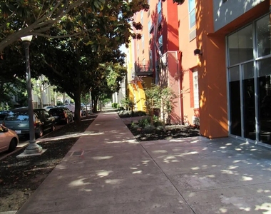 1100 17th St - Photo Thumbnail 1