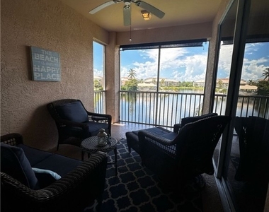 17020 Willowcrest Way - Photo Thumbnail 6