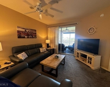 17020 Willowcrest Way - Photo Thumbnail 8