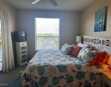 17020 Willowcrest Way - Photo Thumbnail 18