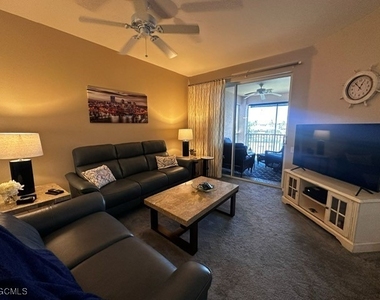 17020 Willowcrest Way - Photo Thumbnail 7