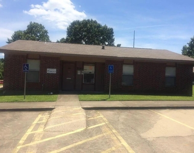 200 Tom Brown Pkwy - Photo Thumbnail 1