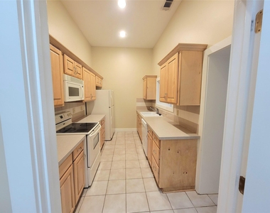 2315 Harborside Drive - Photo Thumbnail 1