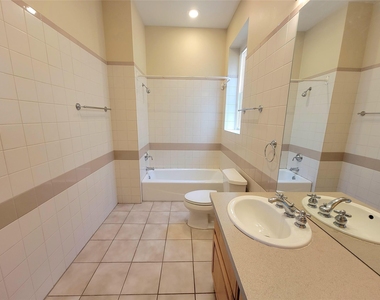 2315 Harborside Drive - Photo Thumbnail 8