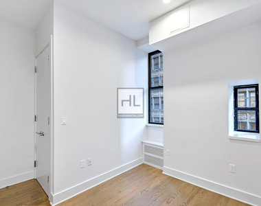 Madison Avenue - Photo Thumbnail 3