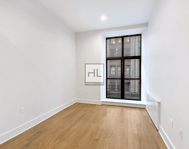 Madison Avenue - Photo Thumbnail 2