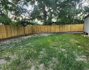 6203 1/2 Hoffman Street - Photo Thumbnail 14