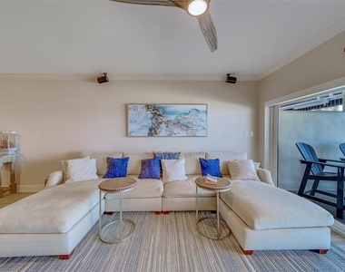 2250 Gulf Boulevard - Photo Thumbnail 14