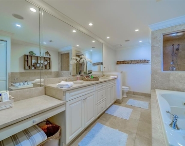 2250 Gulf Boulevard - Photo Thumbnail 40