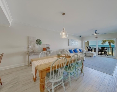 2250 Gulf Boulevard - Photo Thumbnail 10