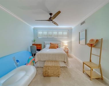 2250 Gulf Boulevard - Photo Thumbnail 45