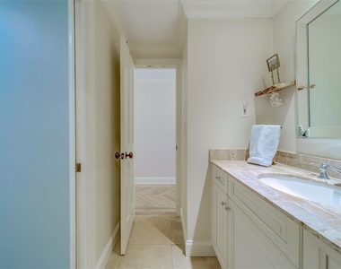 2250 Gulf Boulevard - Photo Thumbnail 50