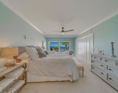2250 Gulf Boulevard - Photo Thumbnail 29