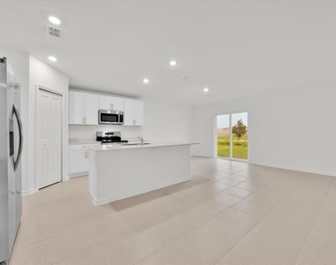 2398 Mckinley Drive - Photo Thumbnail 9