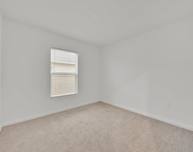2398 Mckinley Drive - Photo Thumbnail 6
