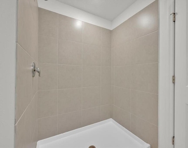2398 Mckinley Drive - Photo Thumbnail 18