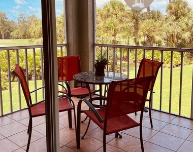 9330 Clubside Circle - Photo Thumbnail 17
