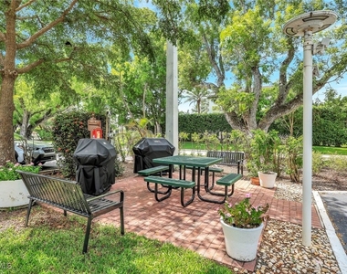 1300 Gulf Shore Boulevard N - Photo Thumbnail 2