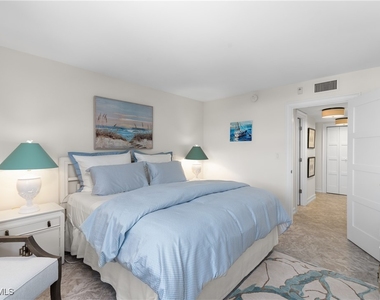 3115 Gulf Shore Boulevard N - Photo Thumbnail 23