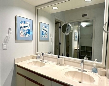320 Horse Creek Drive - Photo Thumbnail 19